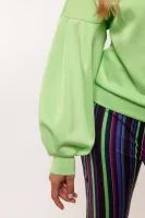 Dee_sweater_22