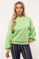 Dee_sweater_23