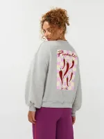 Sweater_Just_chillin_8