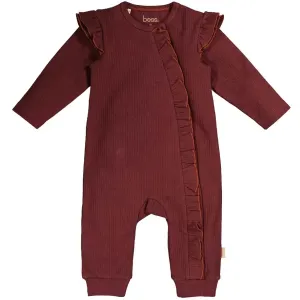 Suit_Ruffles_Port